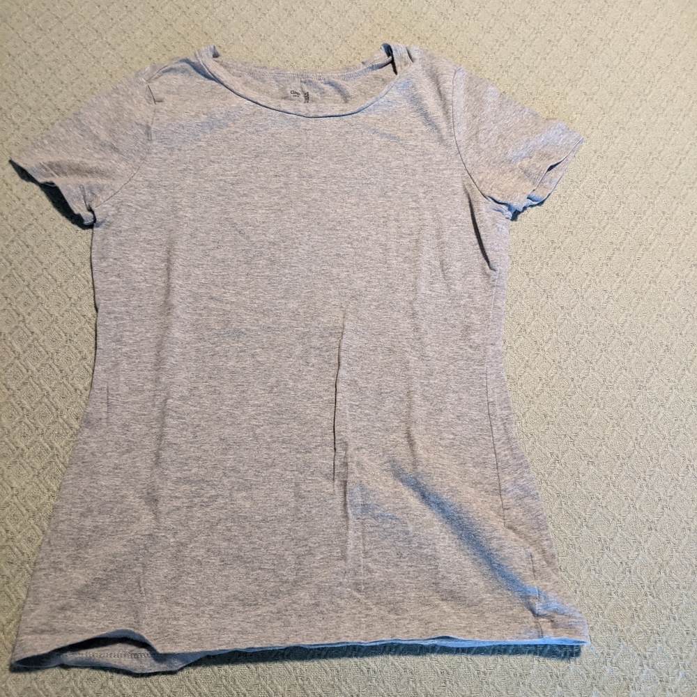 Gap short sleeve tee shirt